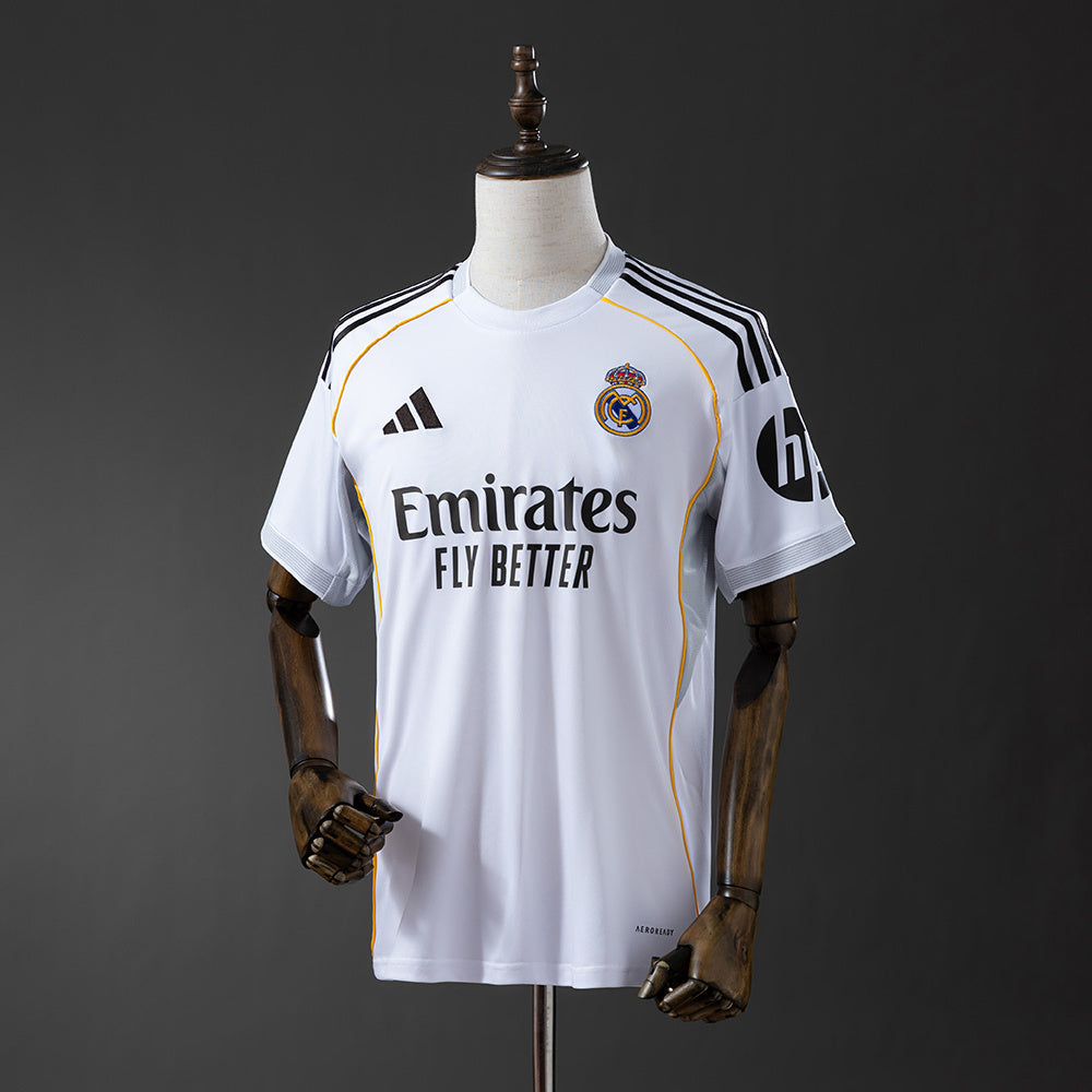 Real Madrid 25/26 Local