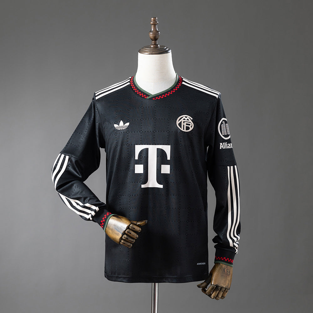 Bayern Múnich 25/26 Tercera Equipacion