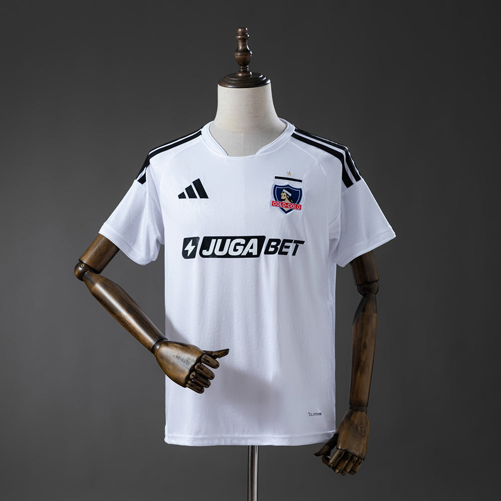 Colo-Colo 26/27 Local