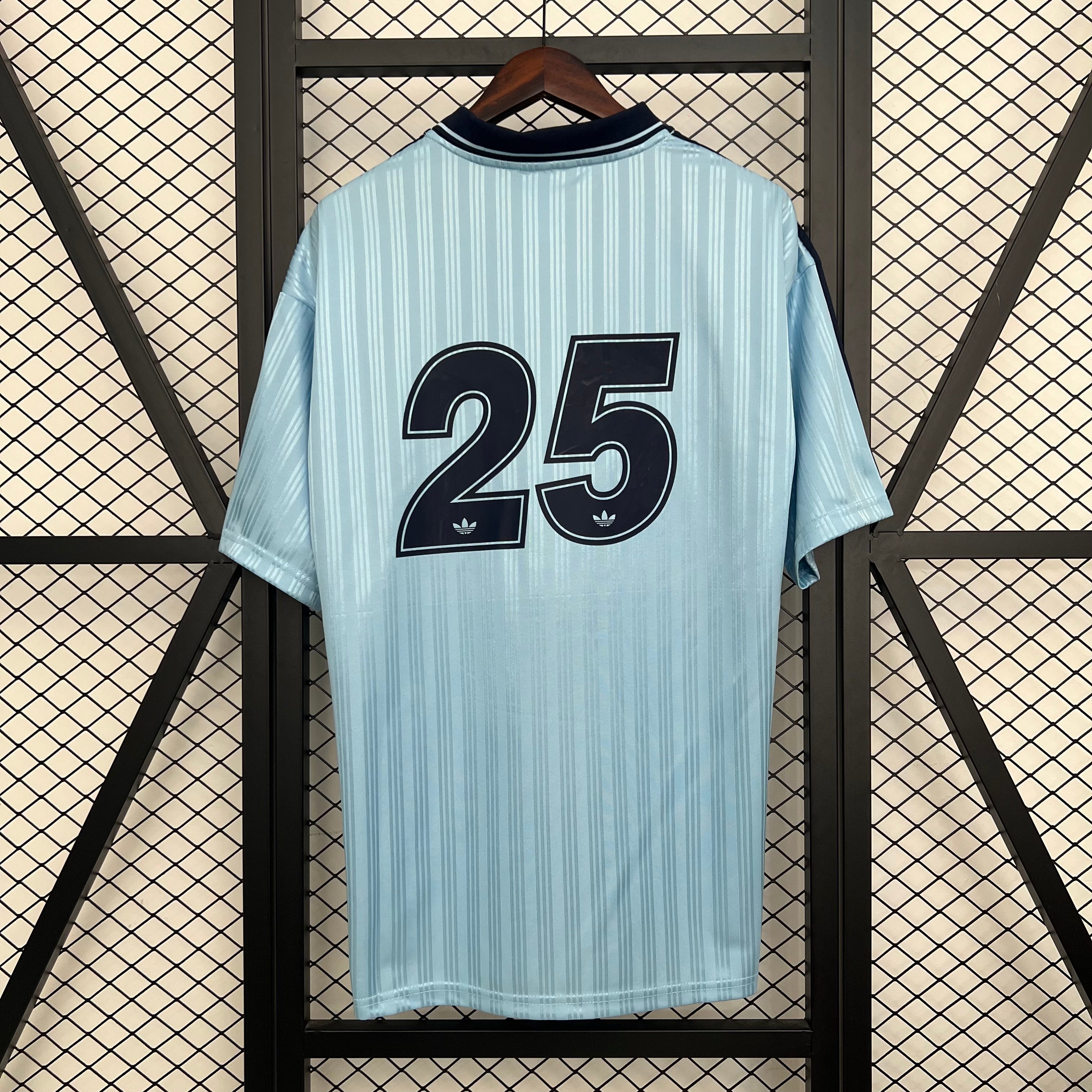 Oasis Sky Blue Edition 2025