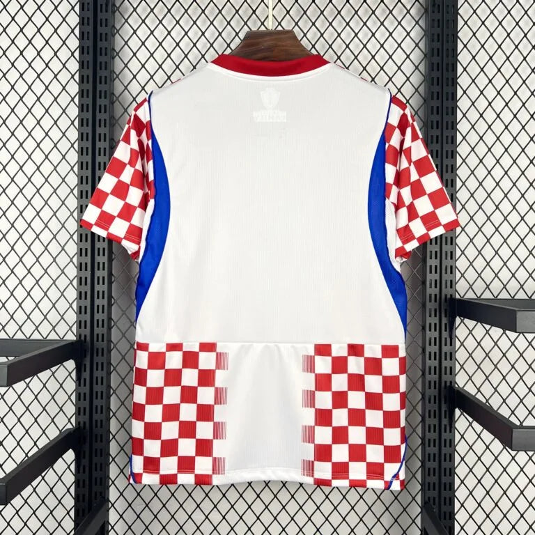 Croacia 26/27 Local