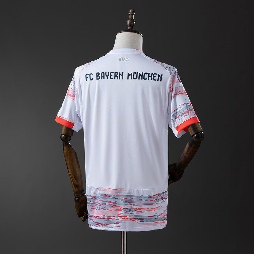 Bayern Múnich 25/26 Visita