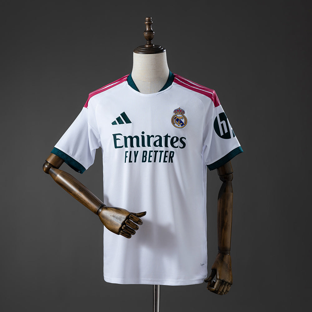 Real Madrid 26/27 Local