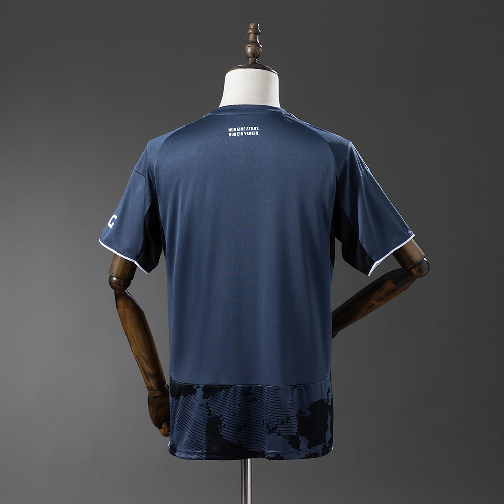 Eintracht Frankfurt 25/26 Tercera Equipacion